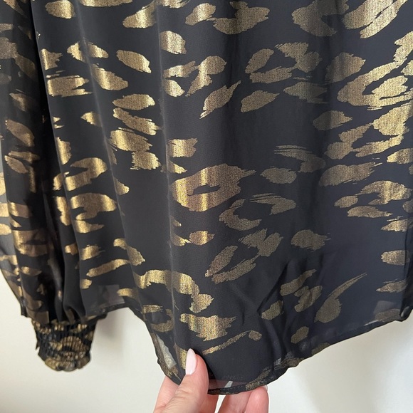 Evereve Adele Leopard Shine Top - Picture 3 of 6